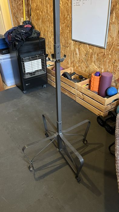 Cabide bengaleiro de pé metálico