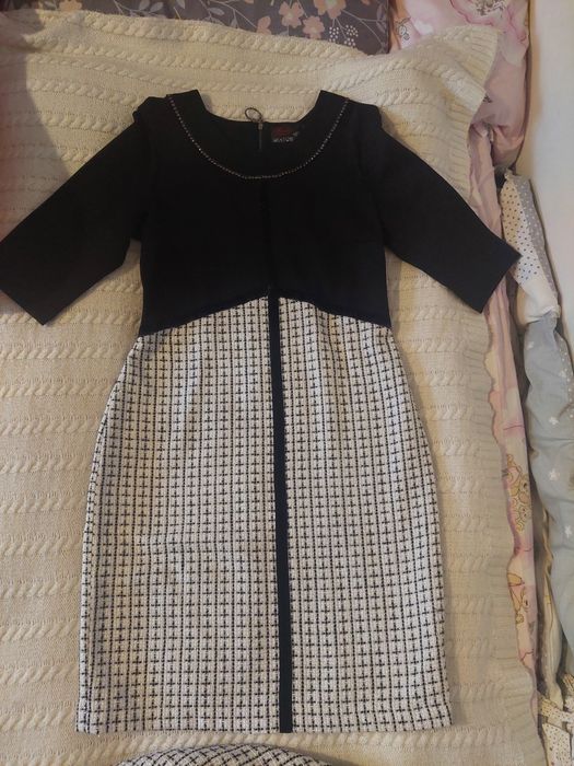 Твідовий костюм двійка НОВИЙ, костюмчик букле піджак і плаття, теплий