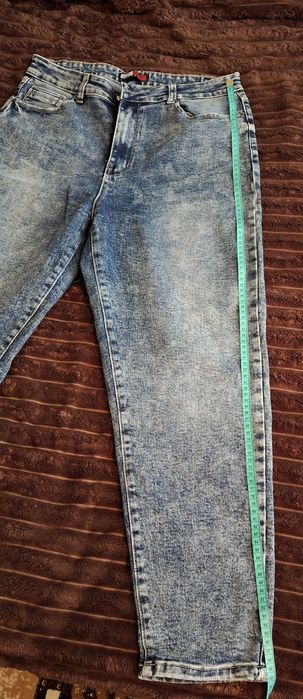 Джинси мом синього кольору
