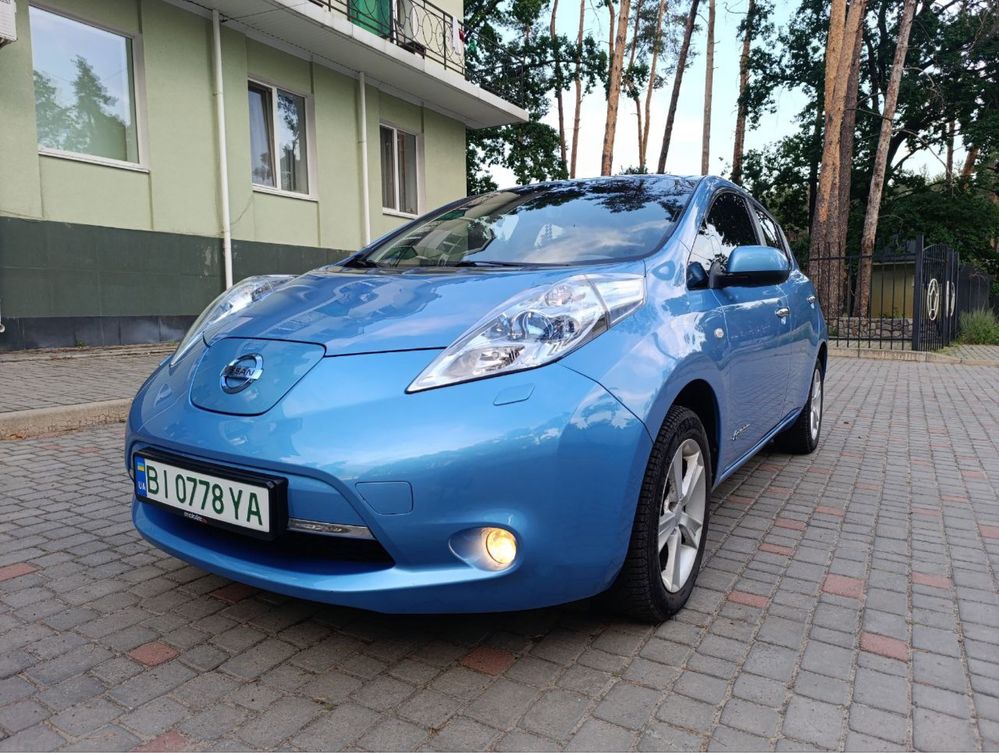 Продам Nissan   Leaf   2012