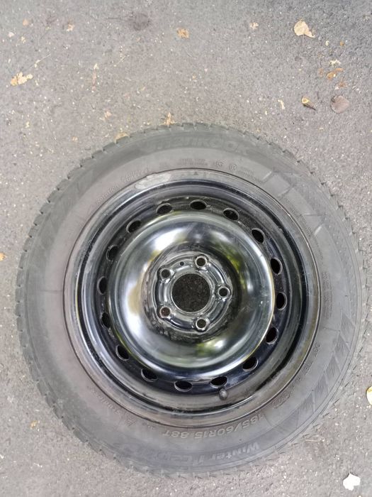 Комплект зимових шин Hankook Winter I*Cept iZ2 185/60 R15 88T