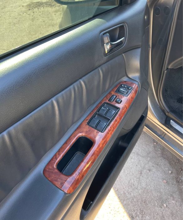 Продаж Тойота Camry 30