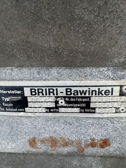 Beczka z ramieniem BRIRi 14000L – oś skrętna