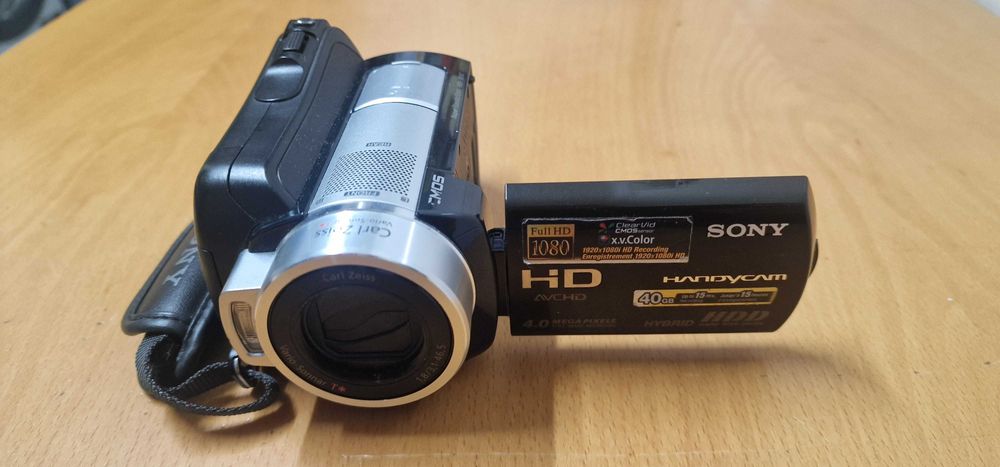 Sony Handycom HDR-SR10 como nova
