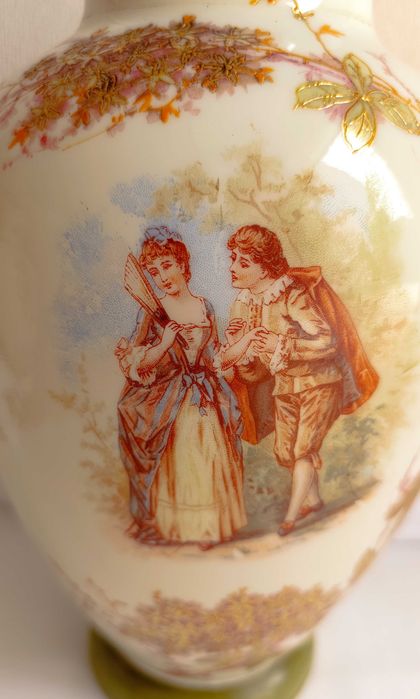 Jarra em Vidro Opalino