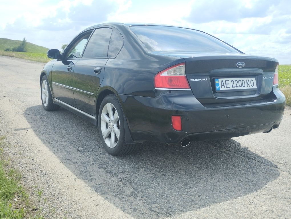 Продам Subaru legacy 2,0
