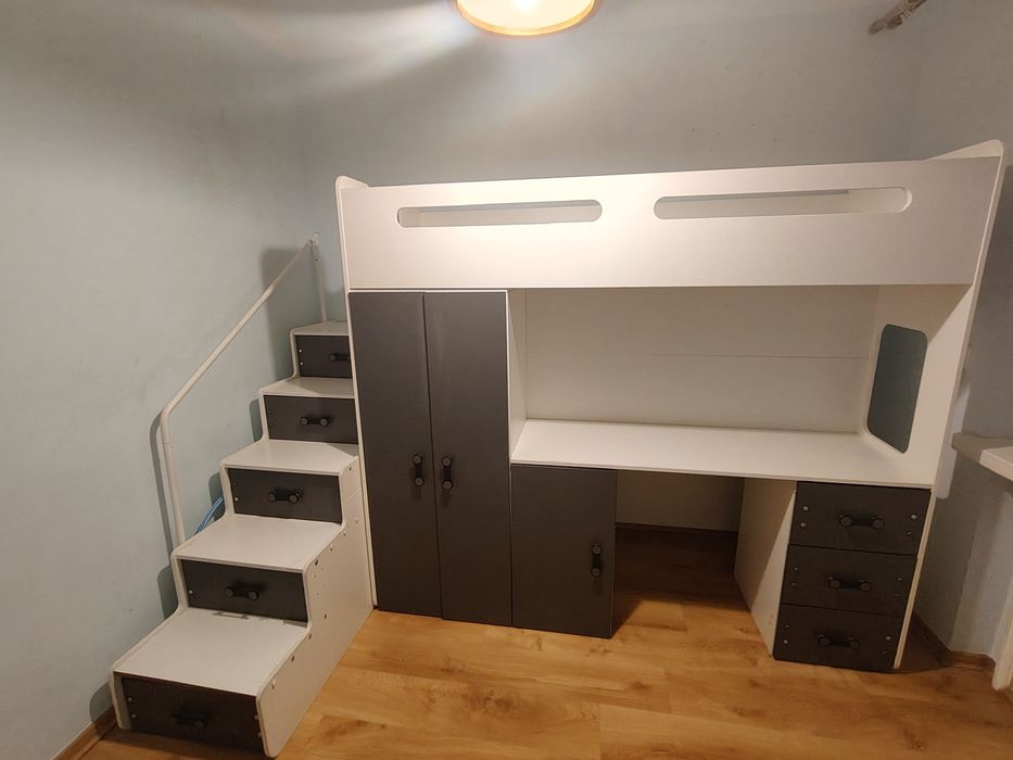 Sprzedam łóżko piętrowe