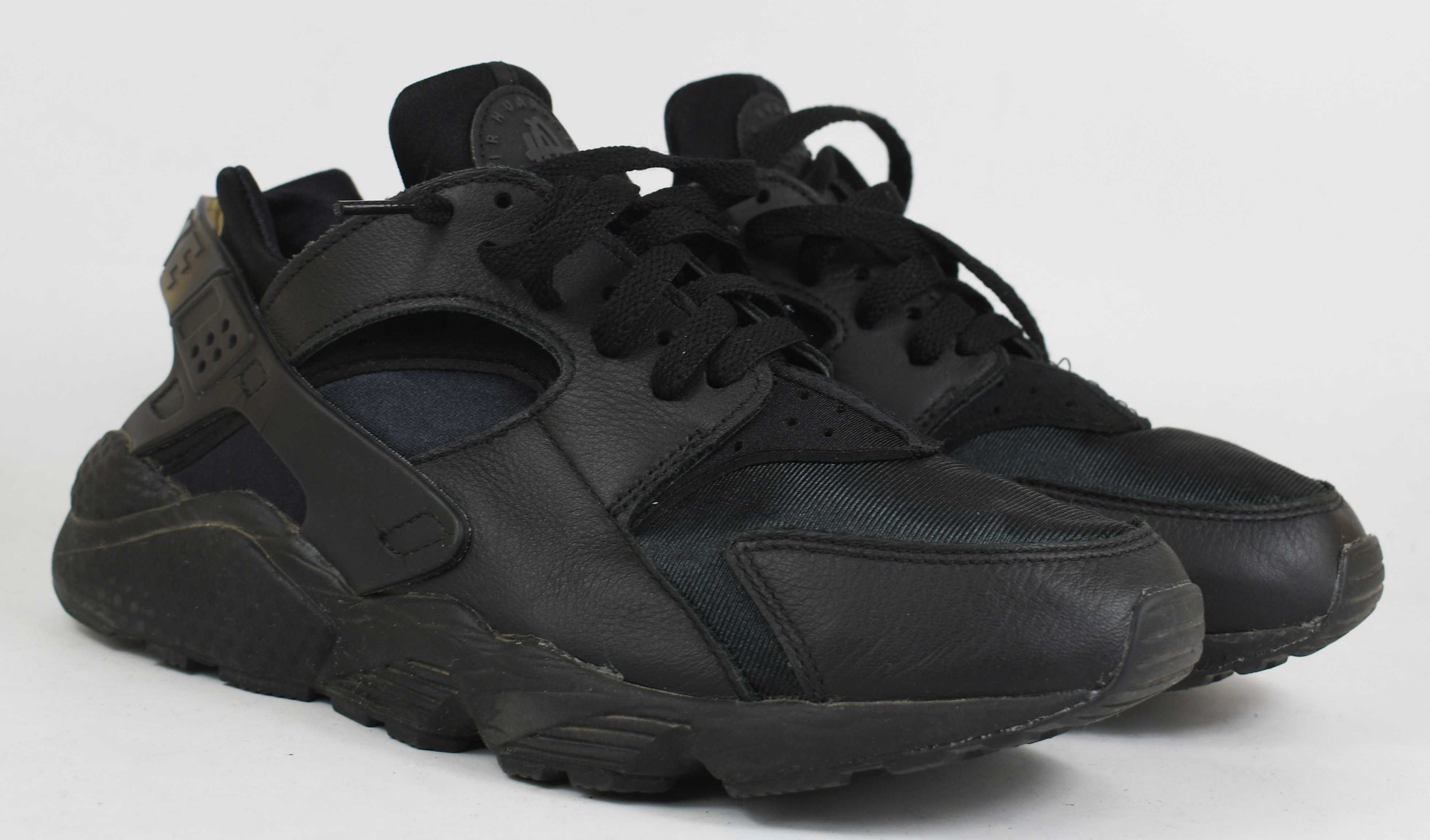 Używane z wadą Nike Air Huarache rozmiar 42,5