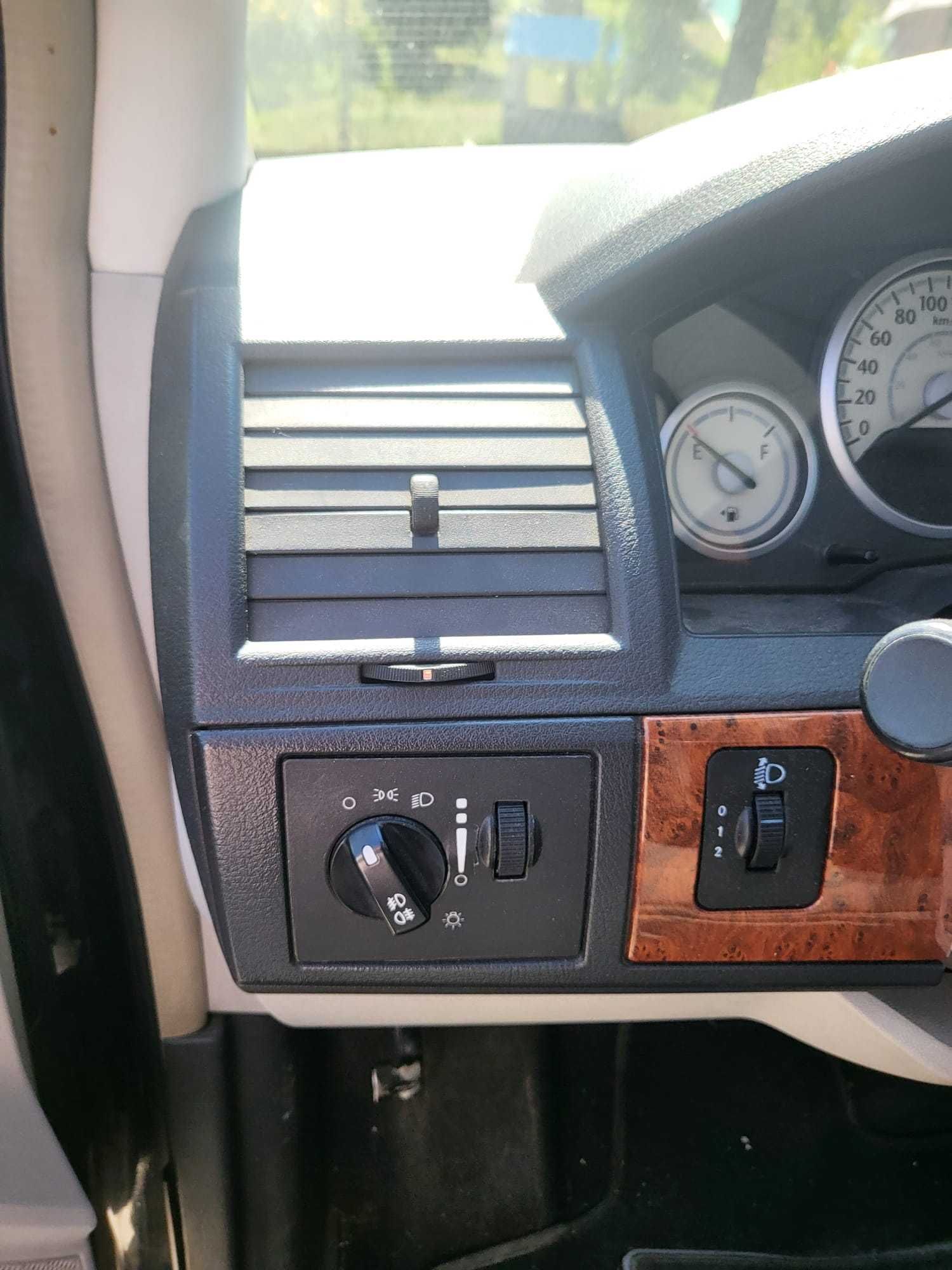 Chrysler Grand  voyager  para peças a andar
