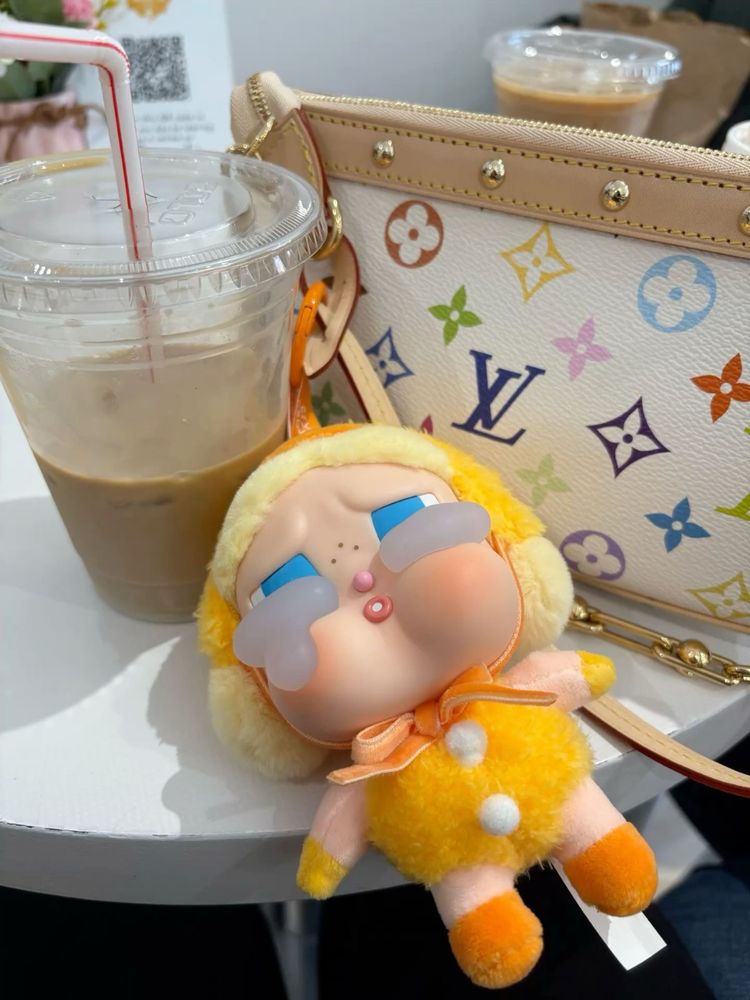 Crybaby лялька брелок крайбейбі брелок лабубу labubu
