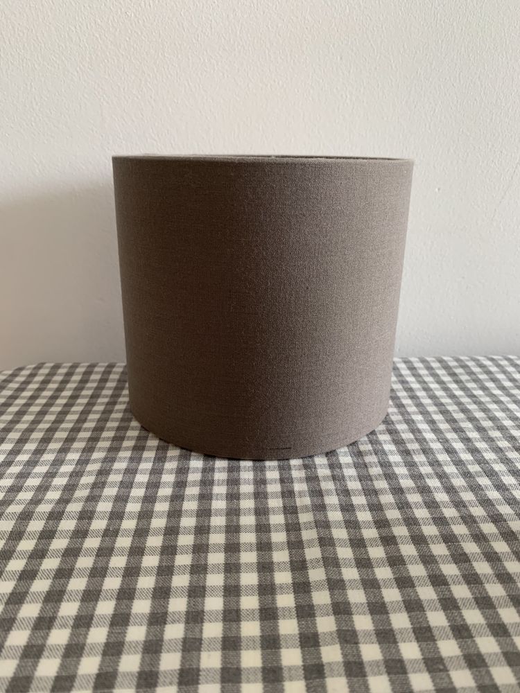 4 szt abażury   średnica 13,5 wys.12 cm