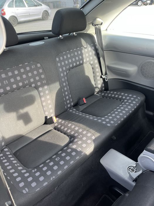 Volkwagen new beetle