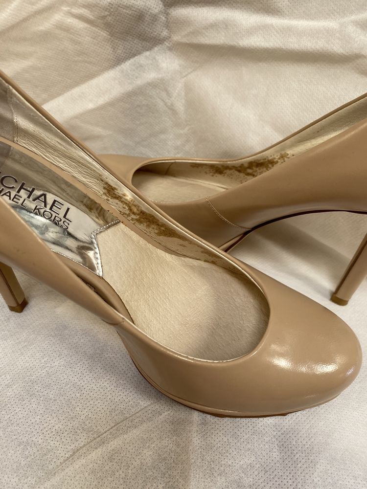 Sapatos Michael Kors Nude, Tamanho 35, Usados apenas uma vez