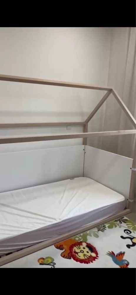 Cama casa com secretaria