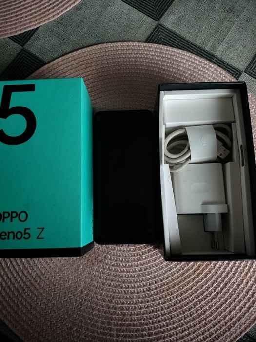 Telefon OPPO Reno5 Z