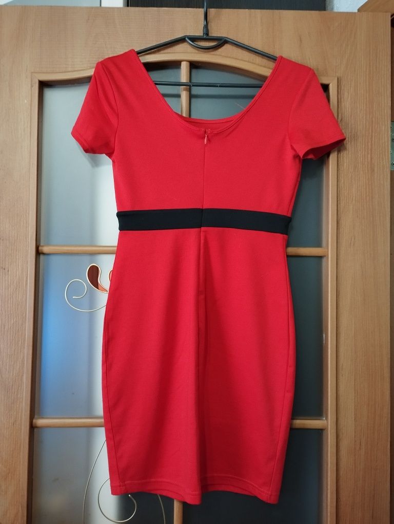 Красное платье Oodgi