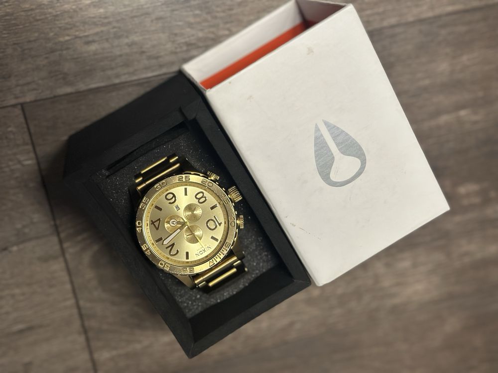 Nixon 51-30 Chrono All Gold