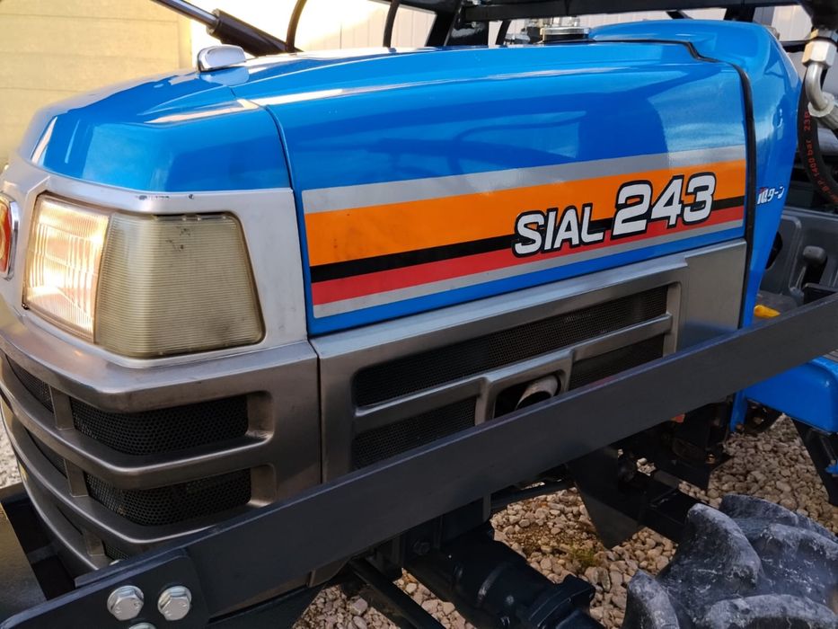 Traktorek ISEKI SIAL 243 4x4 24KM