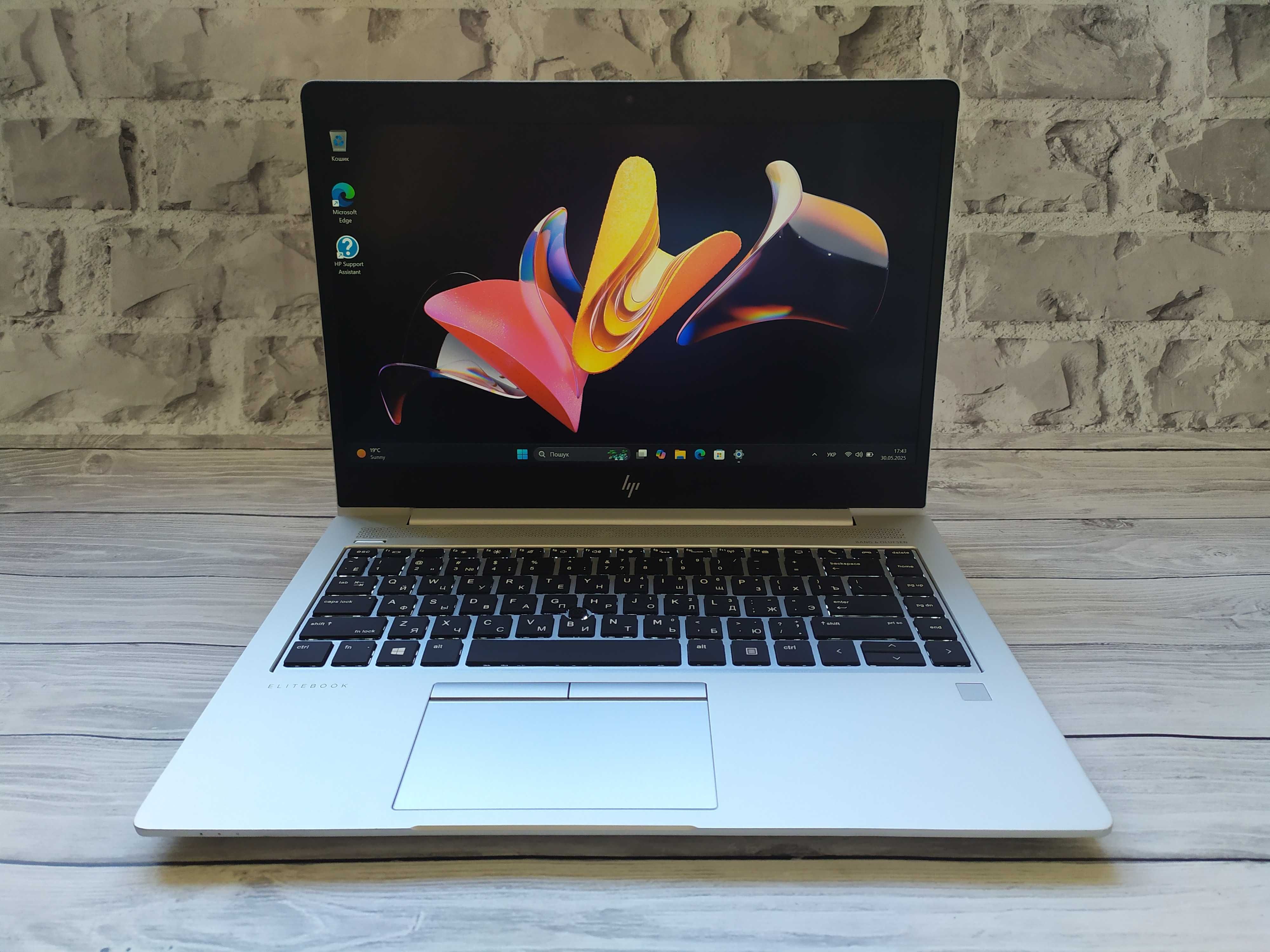 HP EliteBook 840 G5 FHD i5-8250U/16GB DDR4/256GB SSD m.2