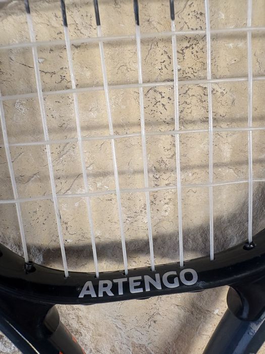 2 raquetes de ténis Artengo