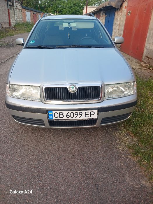 Продаю авто шкода октавія тур