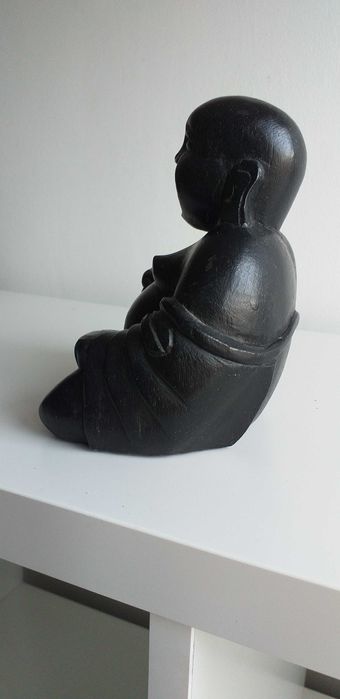 Czarny, drewniany Budda (Indonezja)