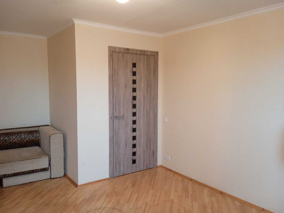 Продам 1-кімнатну квартиру в районі "Глобала".