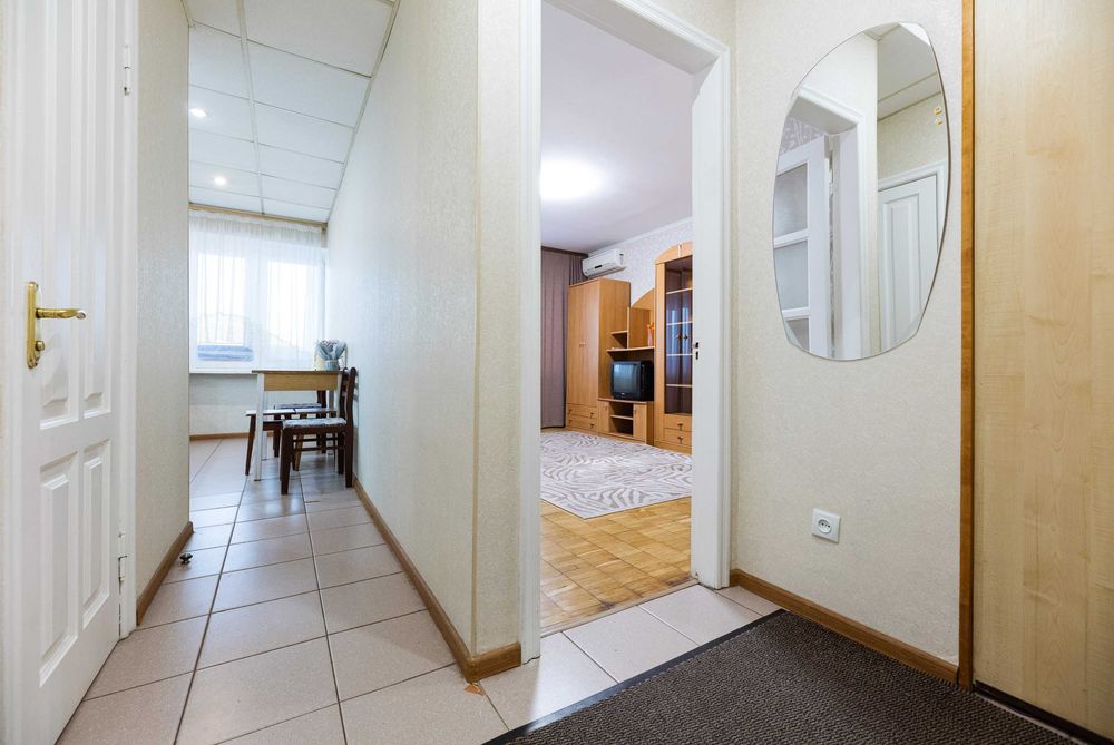 Подобово квартира  в Києві, КПЇ, Охматдит