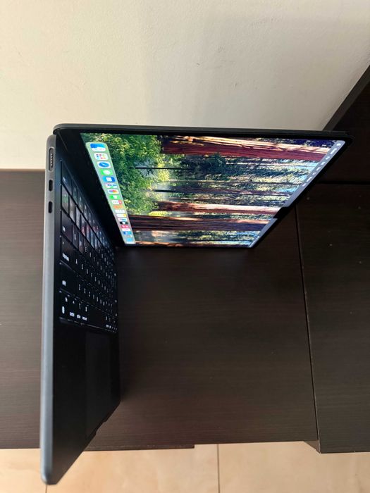 MacBook Air M2 (2022) – 16 ГБ RAM / 1 ТБ SSD – ідеальний стан