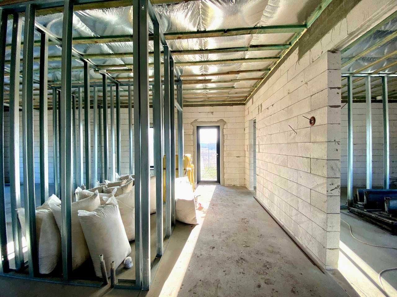 Продам современный дом пгт Обуховка ул Б.Хмельницкого