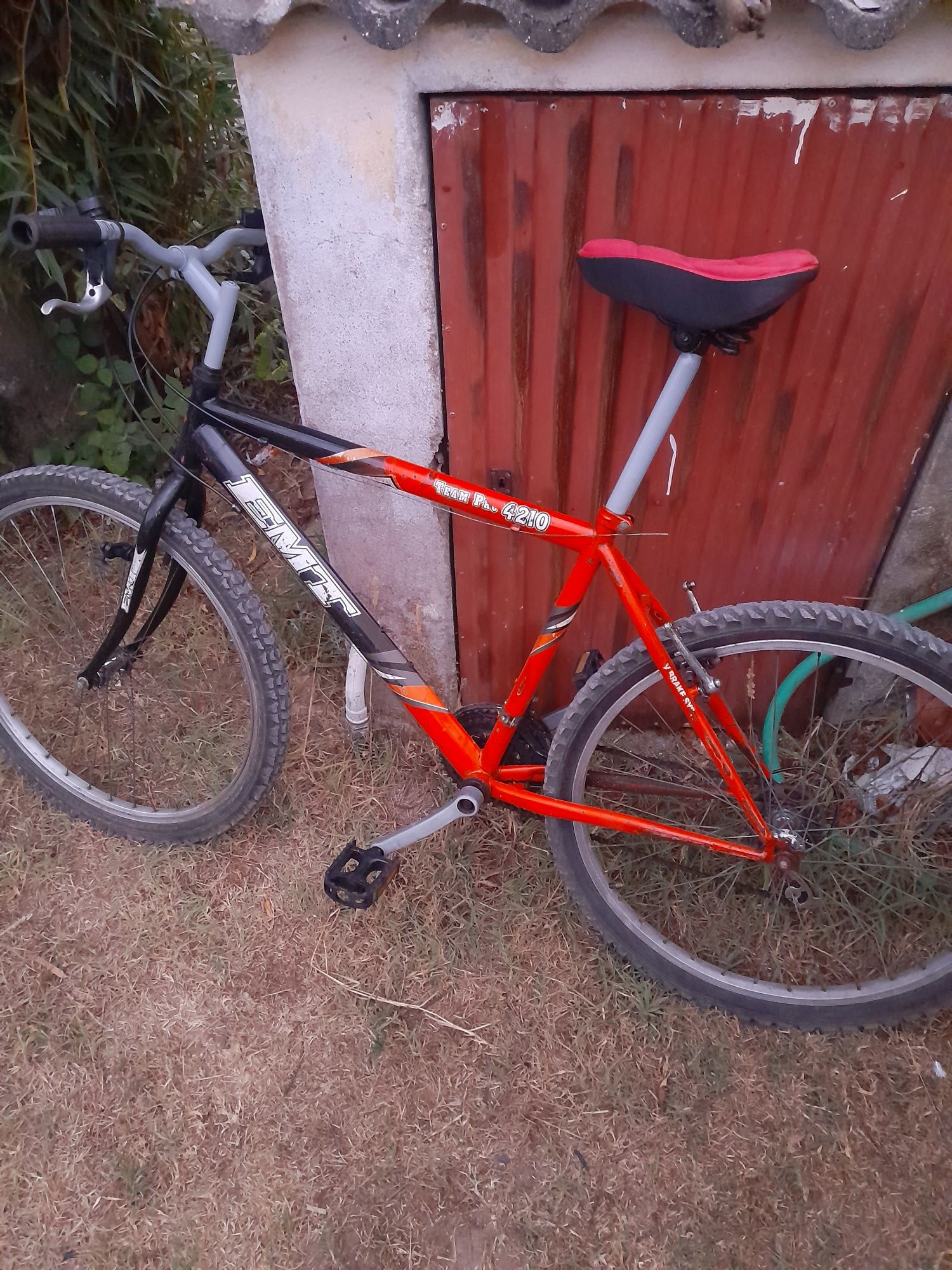 Bicicleta EMT  usado