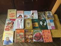 Продам книгу «Вязание крючком и на спицах»