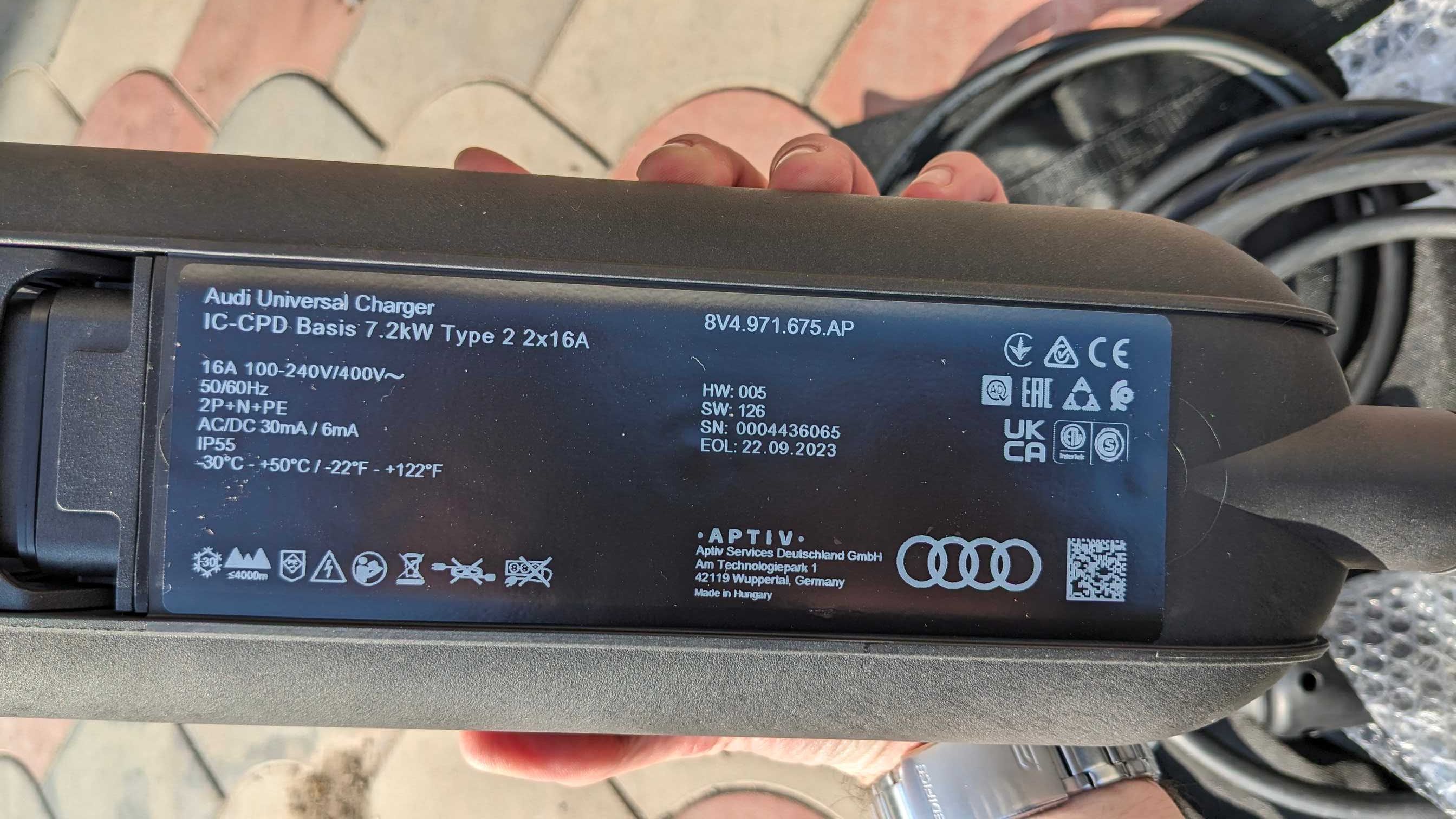 Зарядка для електромобіля Audi e-tron 16Ах2 7.2 кВт ТИП 2 ЄВРОПА