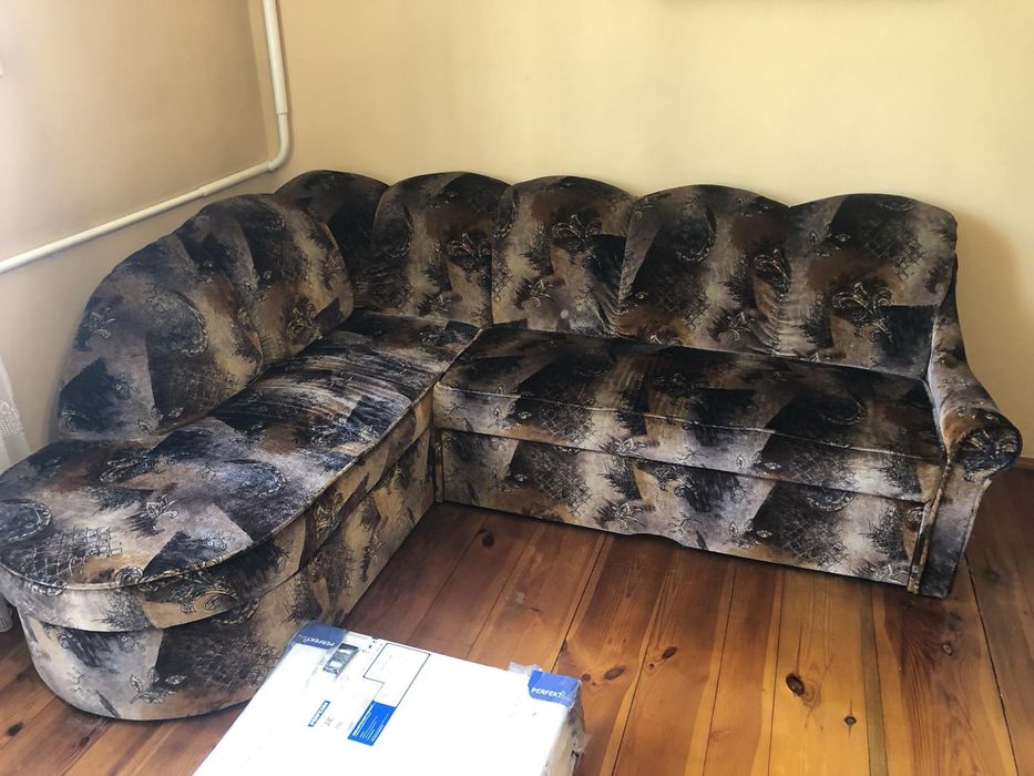 Мягкий куток диван