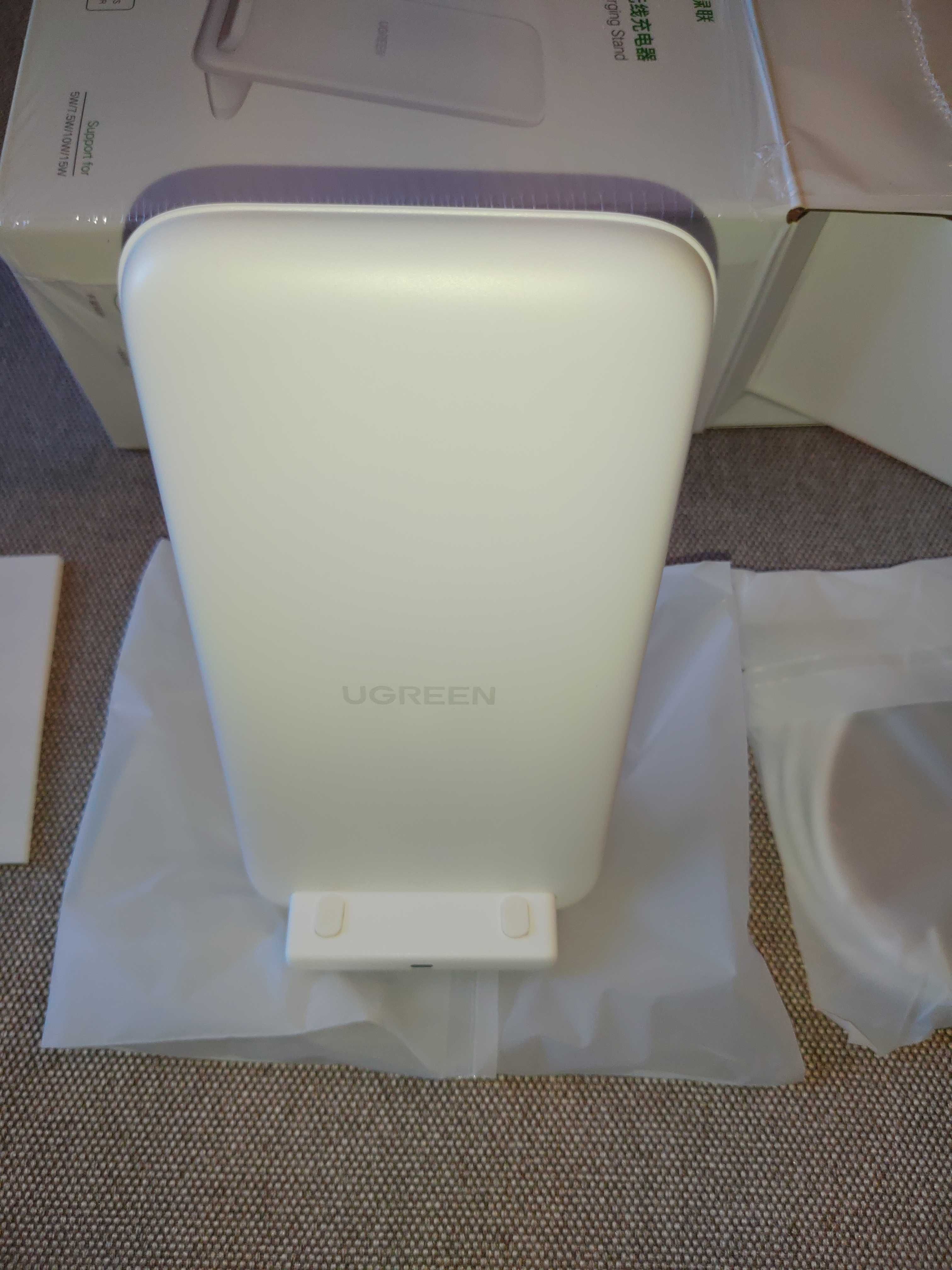 Ugreen QI Wireless Stand 15 W CD221 - беспроводное зарядное устройство