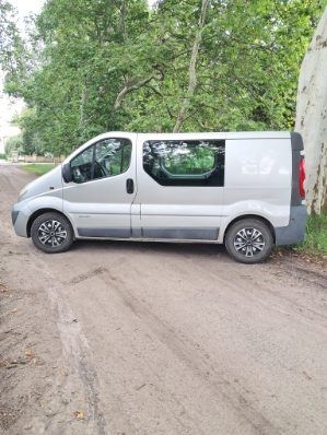 Renault Trafic. 2.5dci