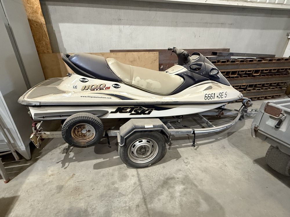 Avariada - Kawazaki STX1100DI