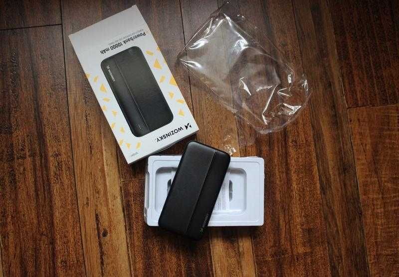 подарунок фірмовий повербанк 10000 mah powerbank 10000 Польща новий
