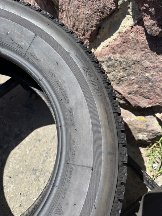 215/65R16 Bridgestone Blizzak ICE 2шт