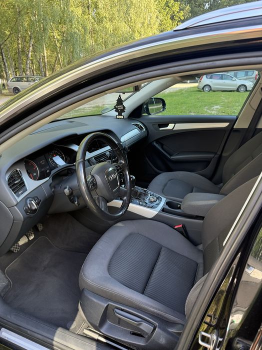 Audi a4 b8 avant 2.0 TDI