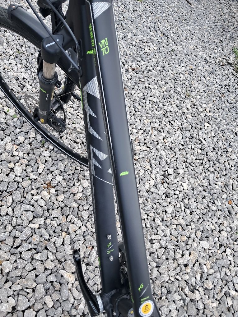 Rower trekkingowy KTM Veneto light Disc 28cali