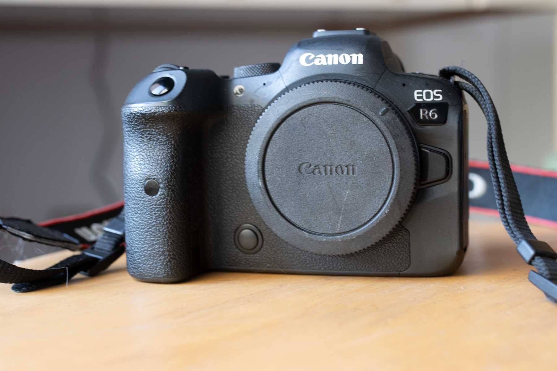 Câmara Mirrorless Canon EOS R6
