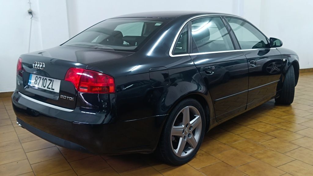 Audi A4 Sport 2.0tdi