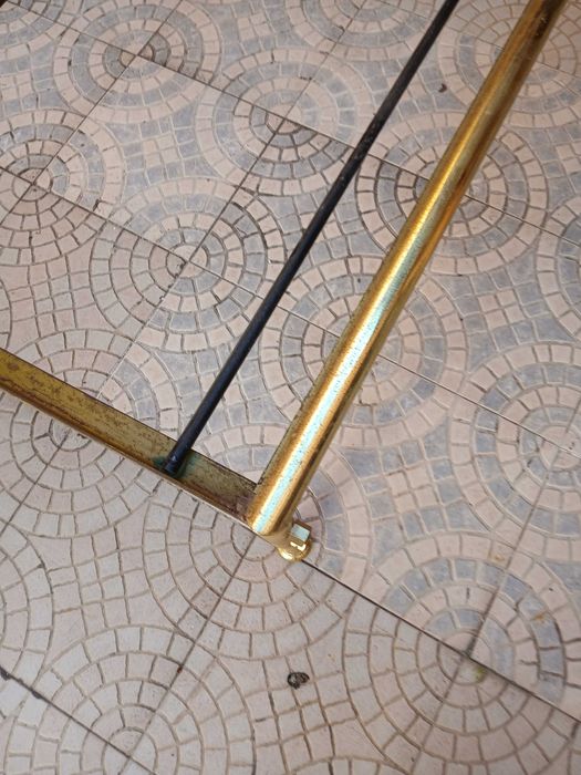 Cama de latao dourada antiga