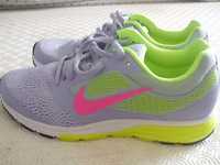 Nike running tamanho 39