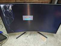 Monitor zakrzywiony 32" SAMSUNG U32R590CWU uszkodzona matryca