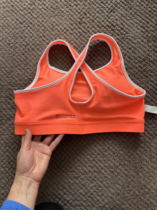 Спортивний топ Under armour