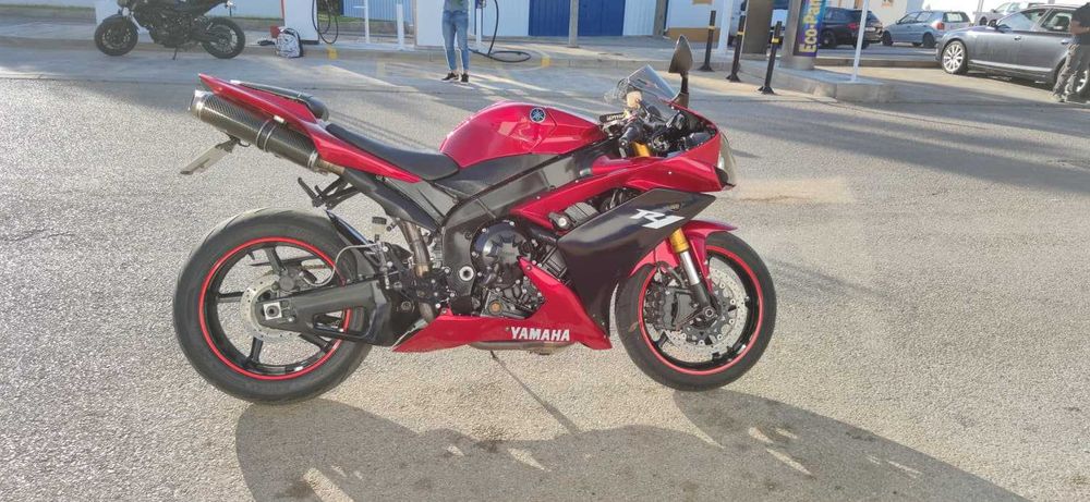 Yamaha R1 2007 - Revisões em dia | 32.800 km