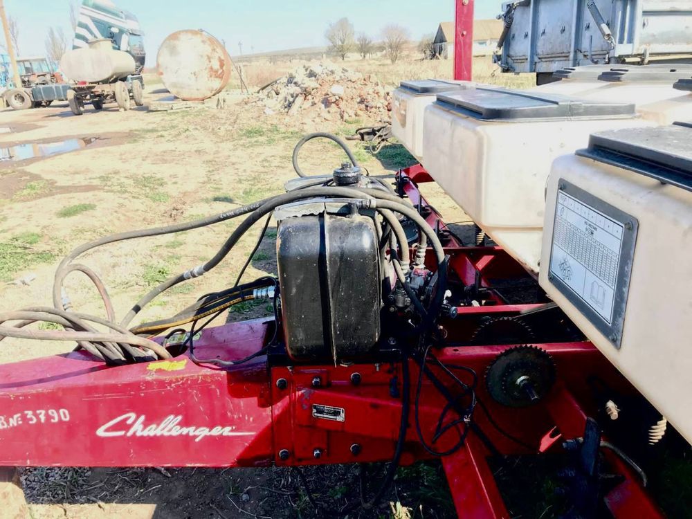 Сівалка пропашна Chellenger 8108
