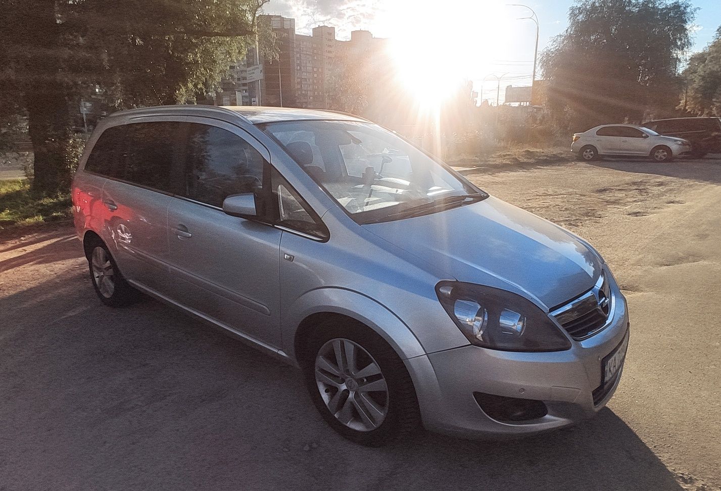 Opel Zafira 2009 II покоління/B 1,7D MT (125 к.с.) Base